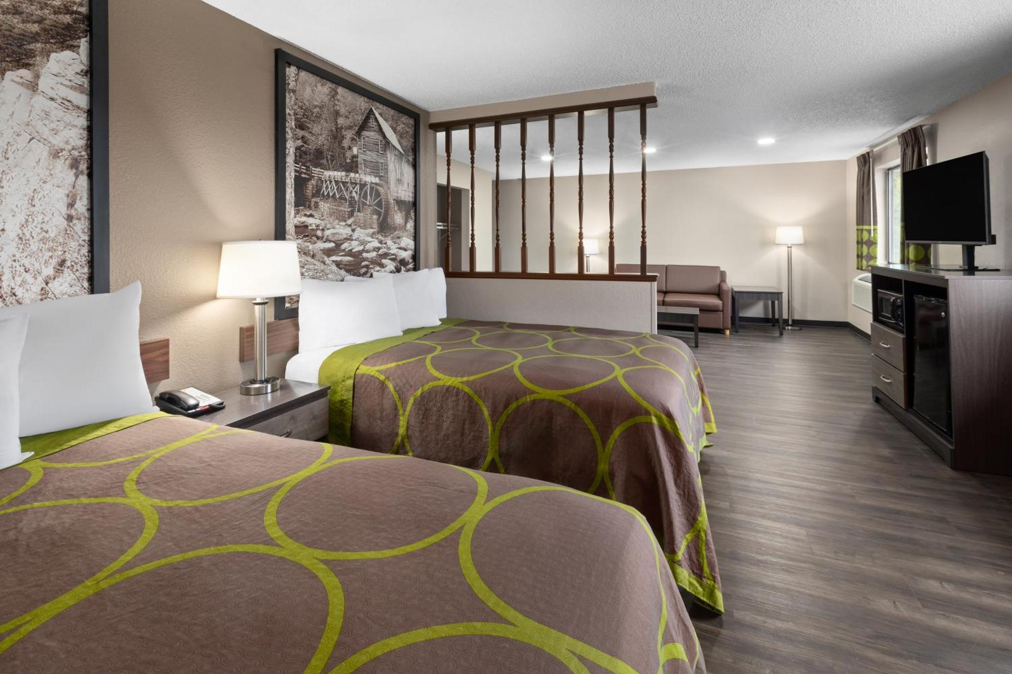 Super 8 By Wyndham Summersville - New River National Park Exterior photo